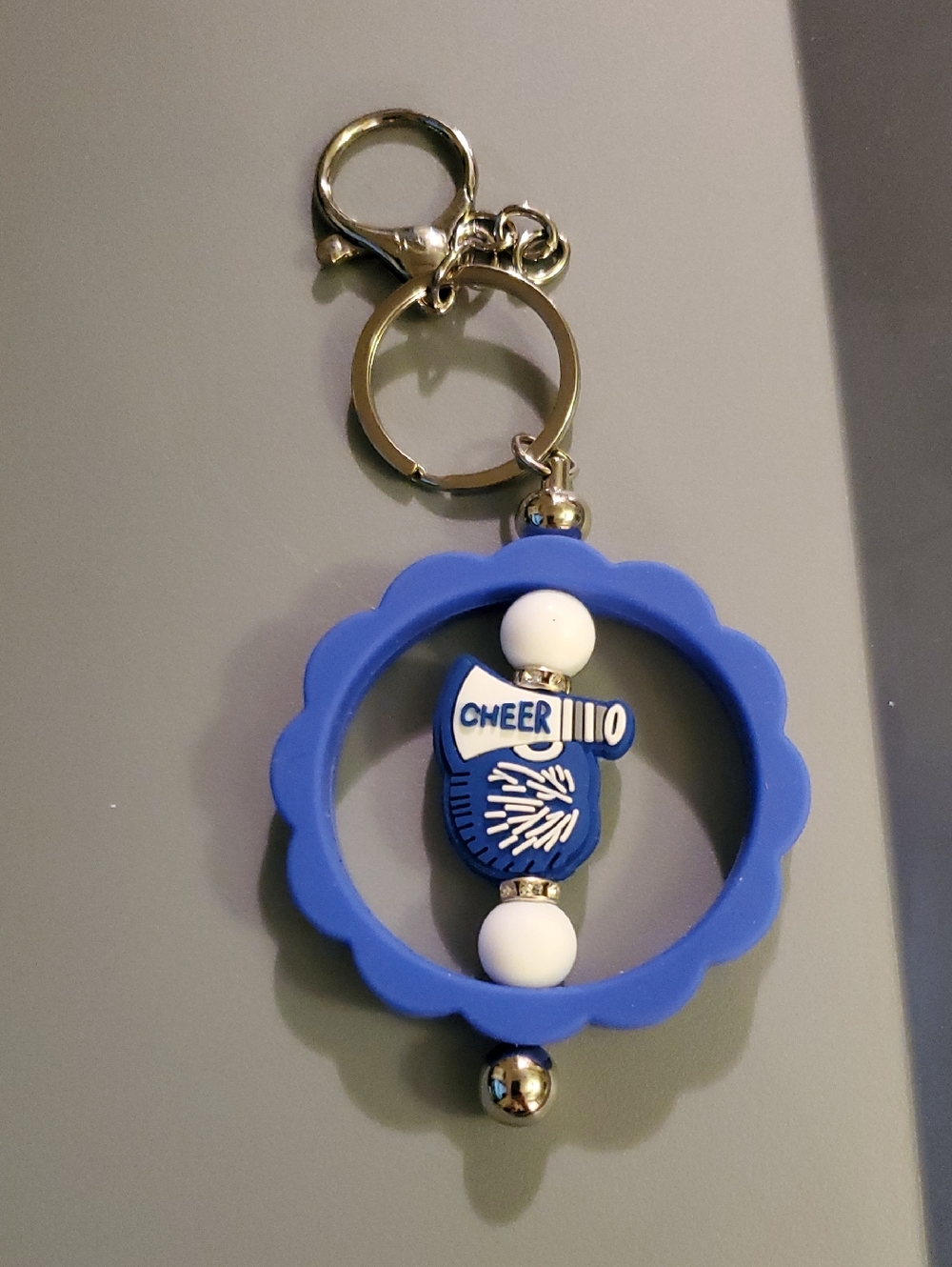 ‼️B2G1F 1pc Beaded Cheer Keychain, New